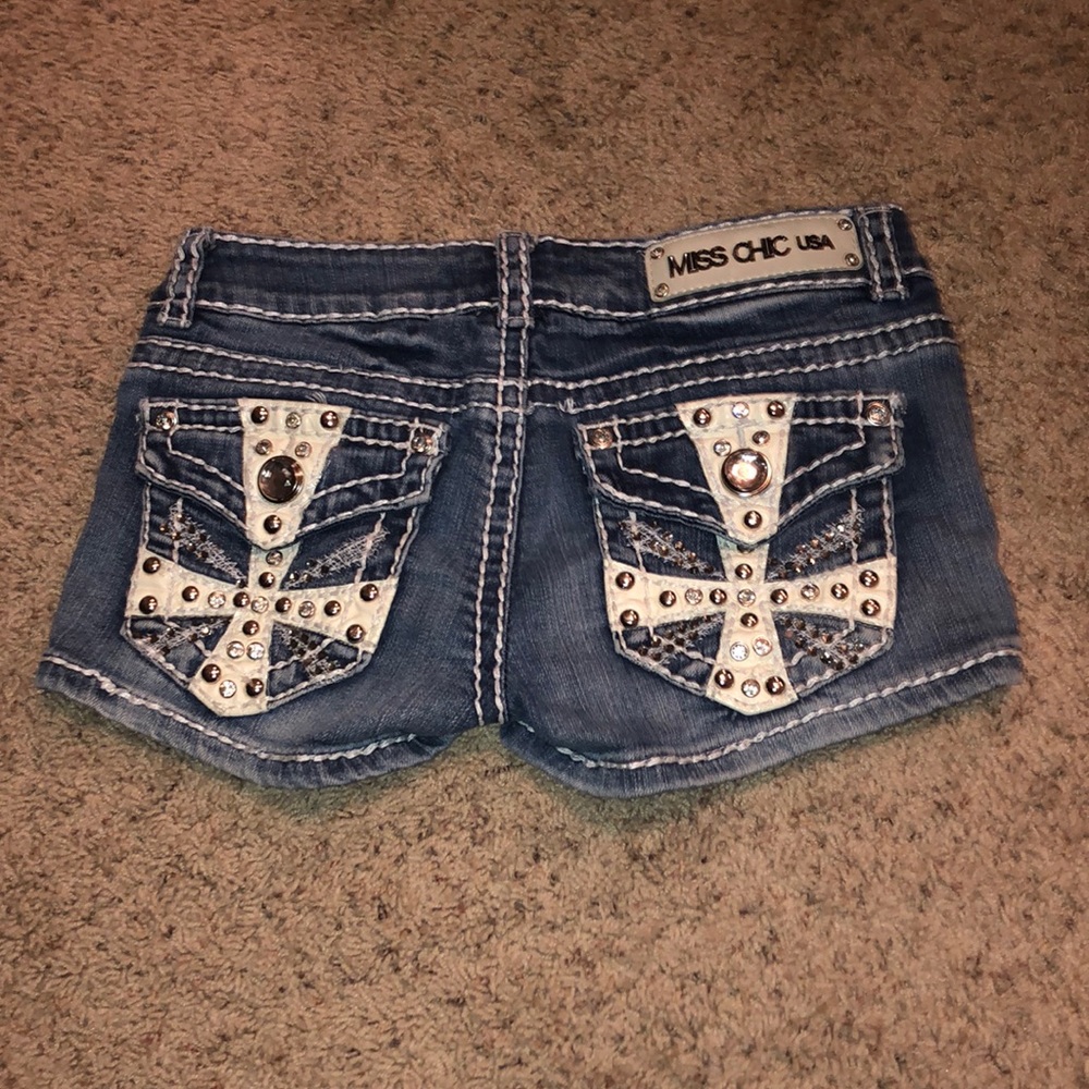 Miss Chic size S shorts